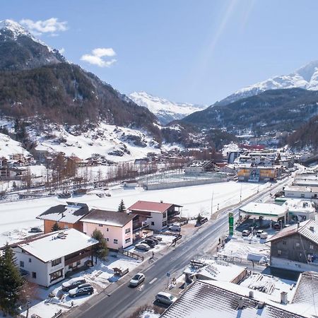 Ferienhaus Apart Sonnzeit Sölden Exterior foto