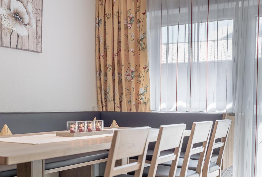 Ferienhaus Apart Sonnzeit Sölden Zimmer foto